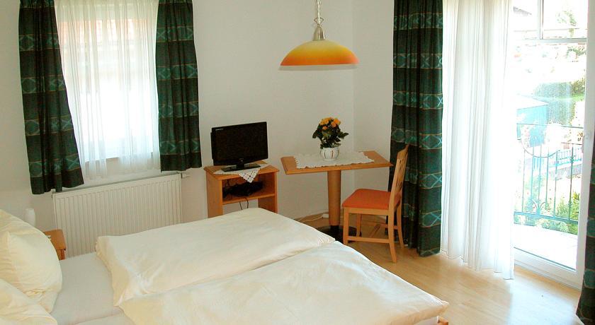 Pension Hiesel-Villa Untersbergblick Anthering Rum bild