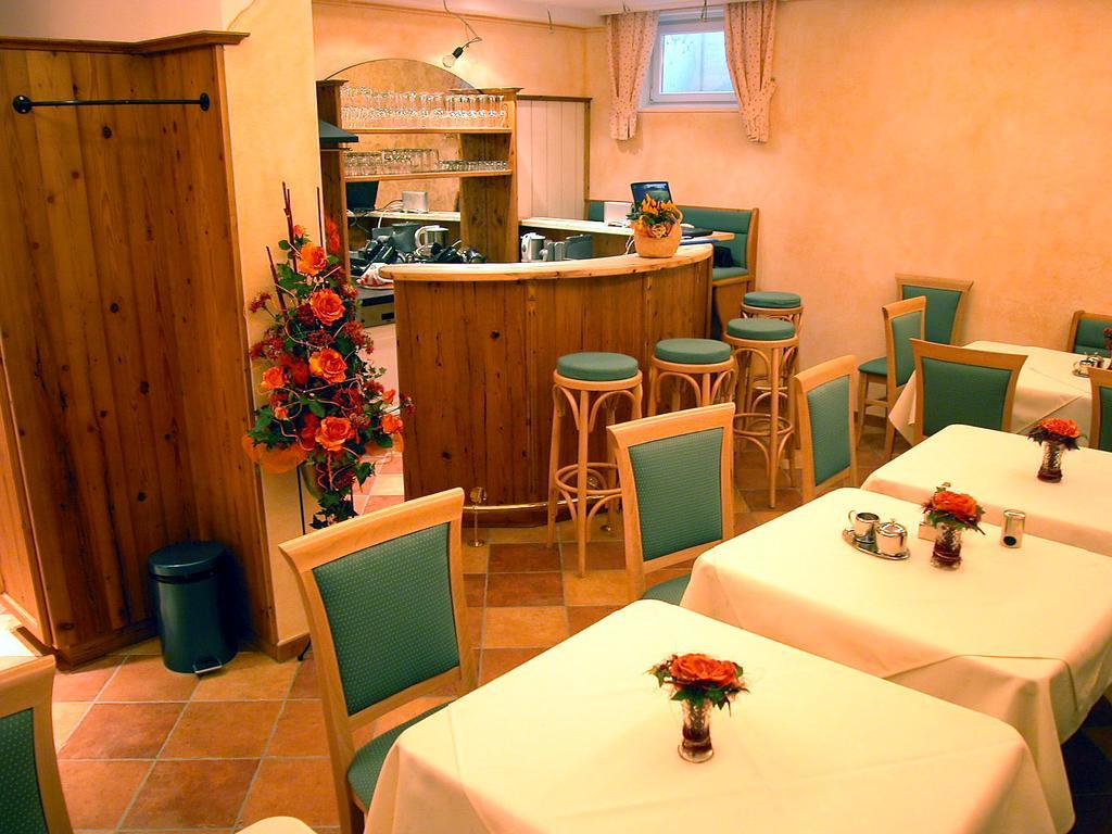 Pension Hiesel-Villa Untersbergblick Anthering Rum bild