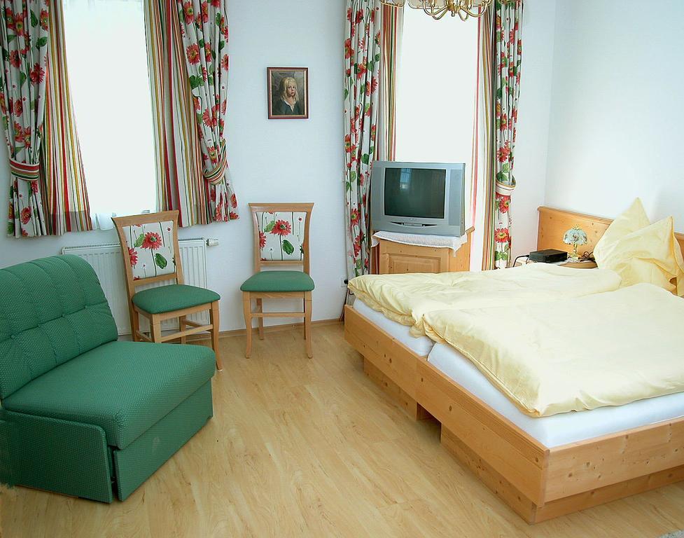 Pension Hiesel-Villa Untersbergblick Anthering Rum bild