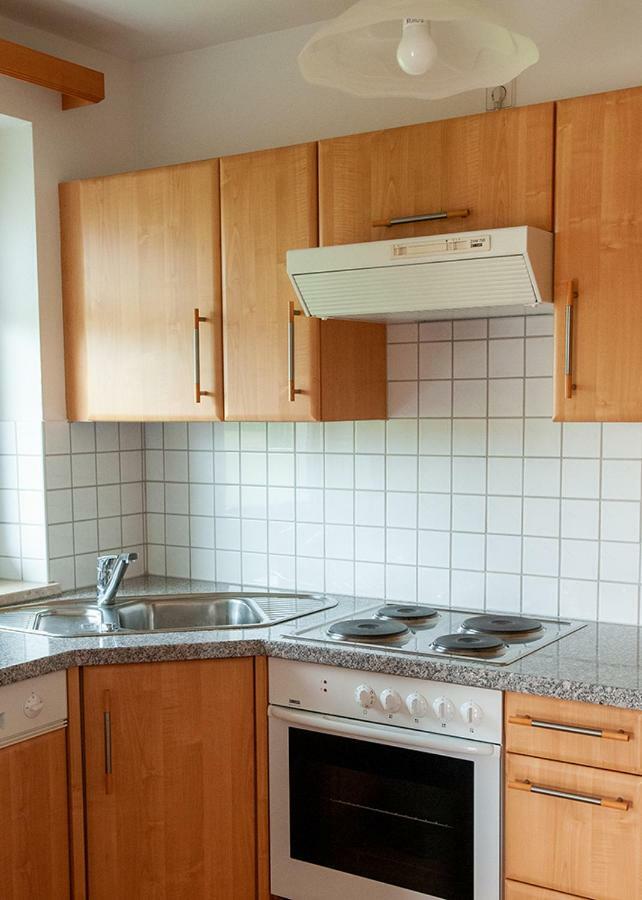 Pension Hiesel-Villa Untersbergblick Anthering Exteriör bild